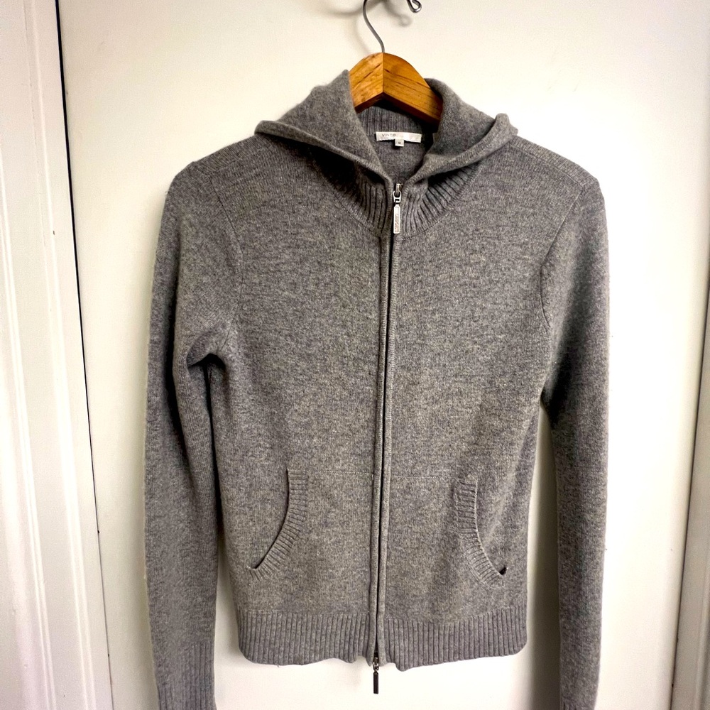 Vince cashmere zip up hoodie in gray